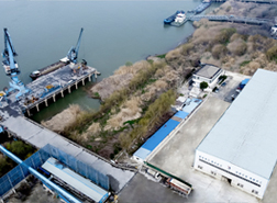 Self-owned Shipping Company along the Yangtze River